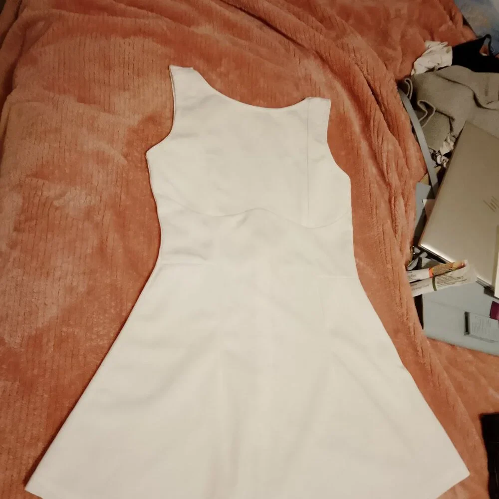 White Backless Mini Dress - Picture 4 of 4